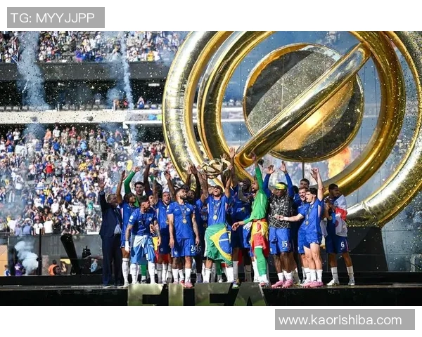 全球足球排行榜前十球星解析 他们如何改变比赛的格局与历史